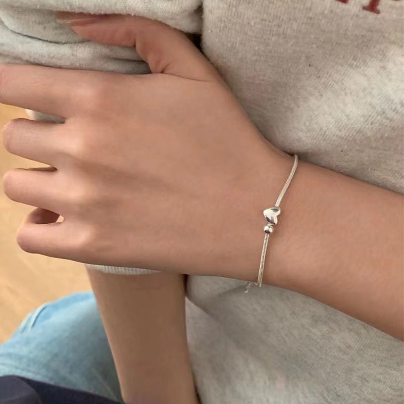 Women's Minimalist Heart-Shaped Silver Bracelet