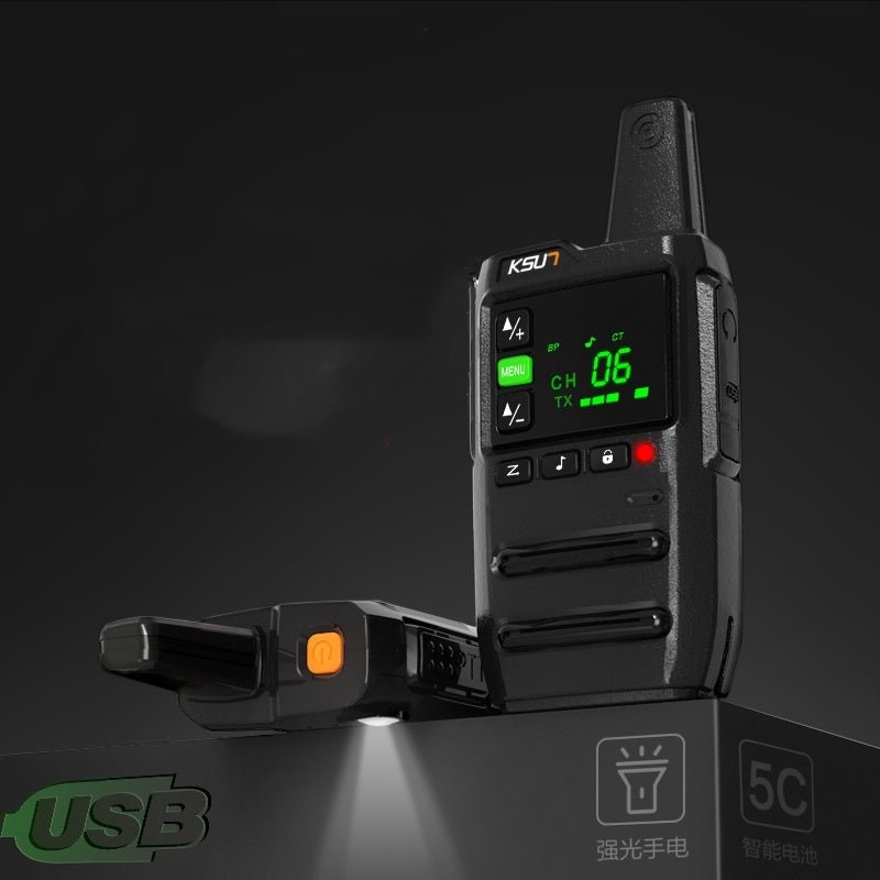 KSU7 5W Walkie-Talkie with Charging Accessories