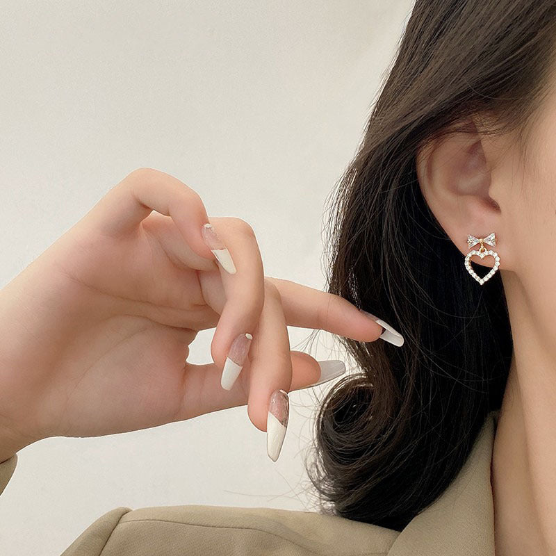 Women's Heart-Shaped Alloy Earrings
