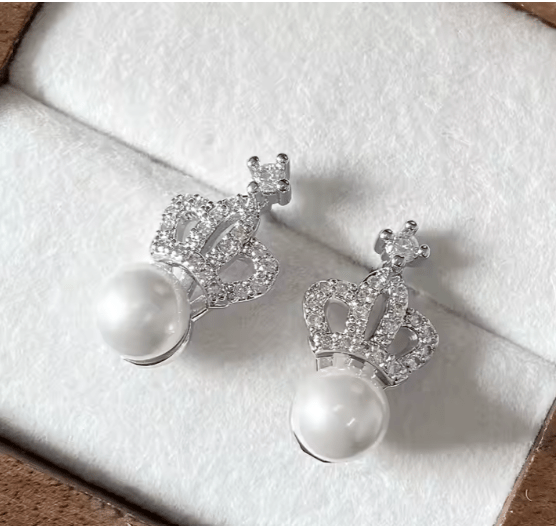 Crown Pearl Pendant Necklace and Earrings Set