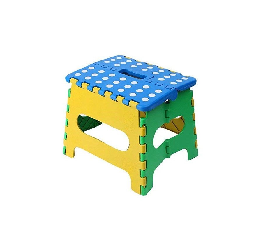 Folding Step Stool with Textured Surface
