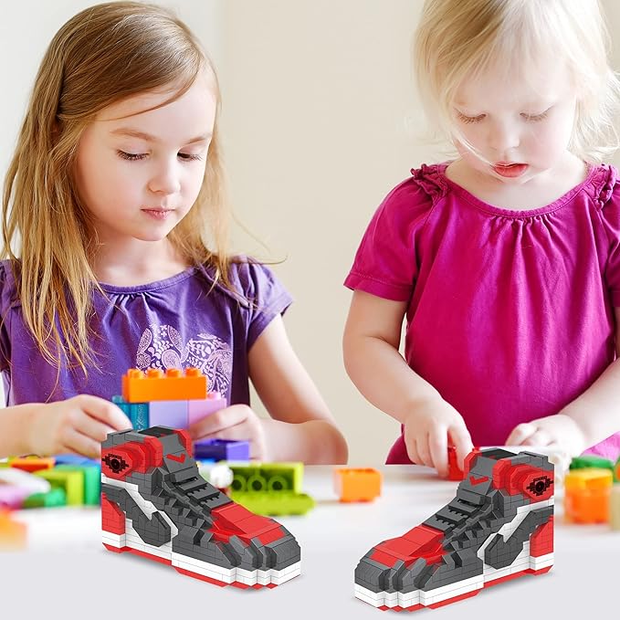 Sneaker Model Mini Building Block Set, 504 Pieces